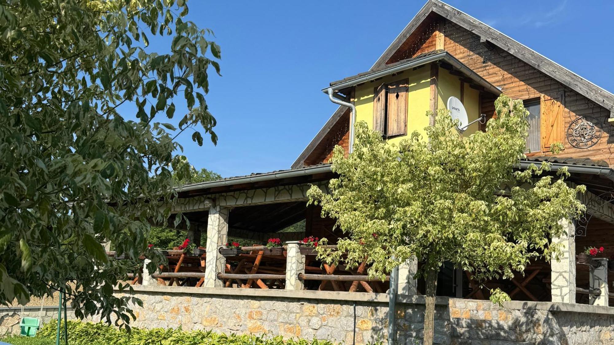 Forest Camp Despotovac Exterior photo